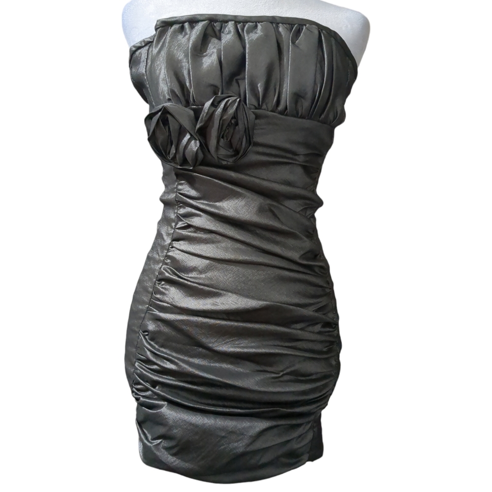Lenovia mini strapless dress size Small color Grey.